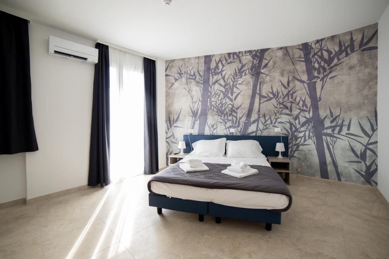 Residence Molino - Holiday Apartments Manerba del Garda Buitenkant foto