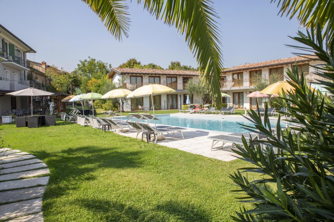 Residence Molino - Holiday Apartments Manerba del Garda Buitenkant foto