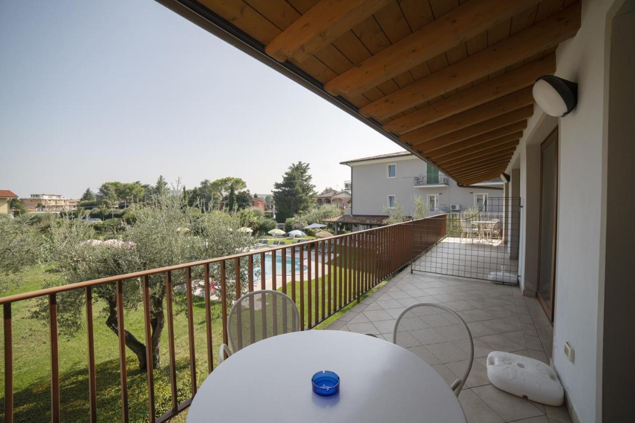 Residence Molino - Holiday Apartments Manerba del Garda Buitenkant foto
